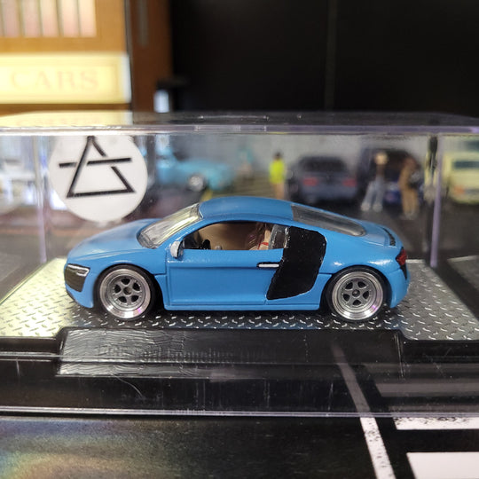 1:64 2008 Audi R8