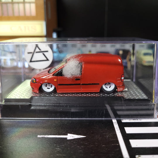1:64 2007 Volkswagen Caddy panel van