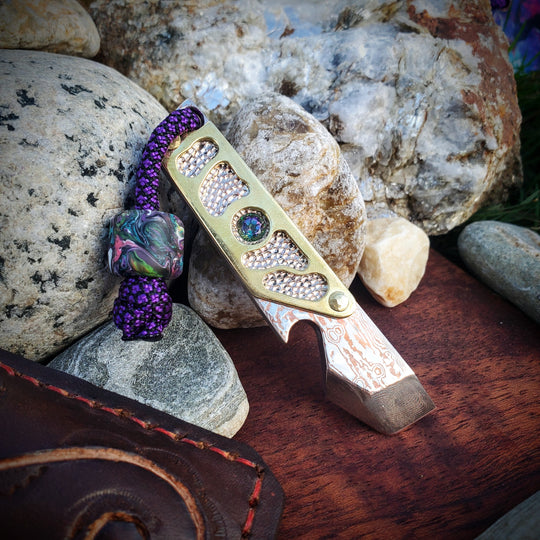 "the champion" pry tool/botte opener